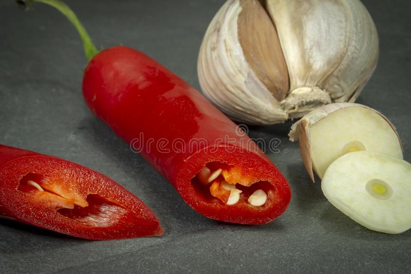 BJL平台-运营商装基站被投诉后再拆除,业主不满:110都打不出去了?(图1) BJL平台官网